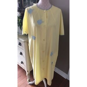 Vtg Duster Housecoat Dress Robe Lightweight Yellow Embroidered Grannycore Large